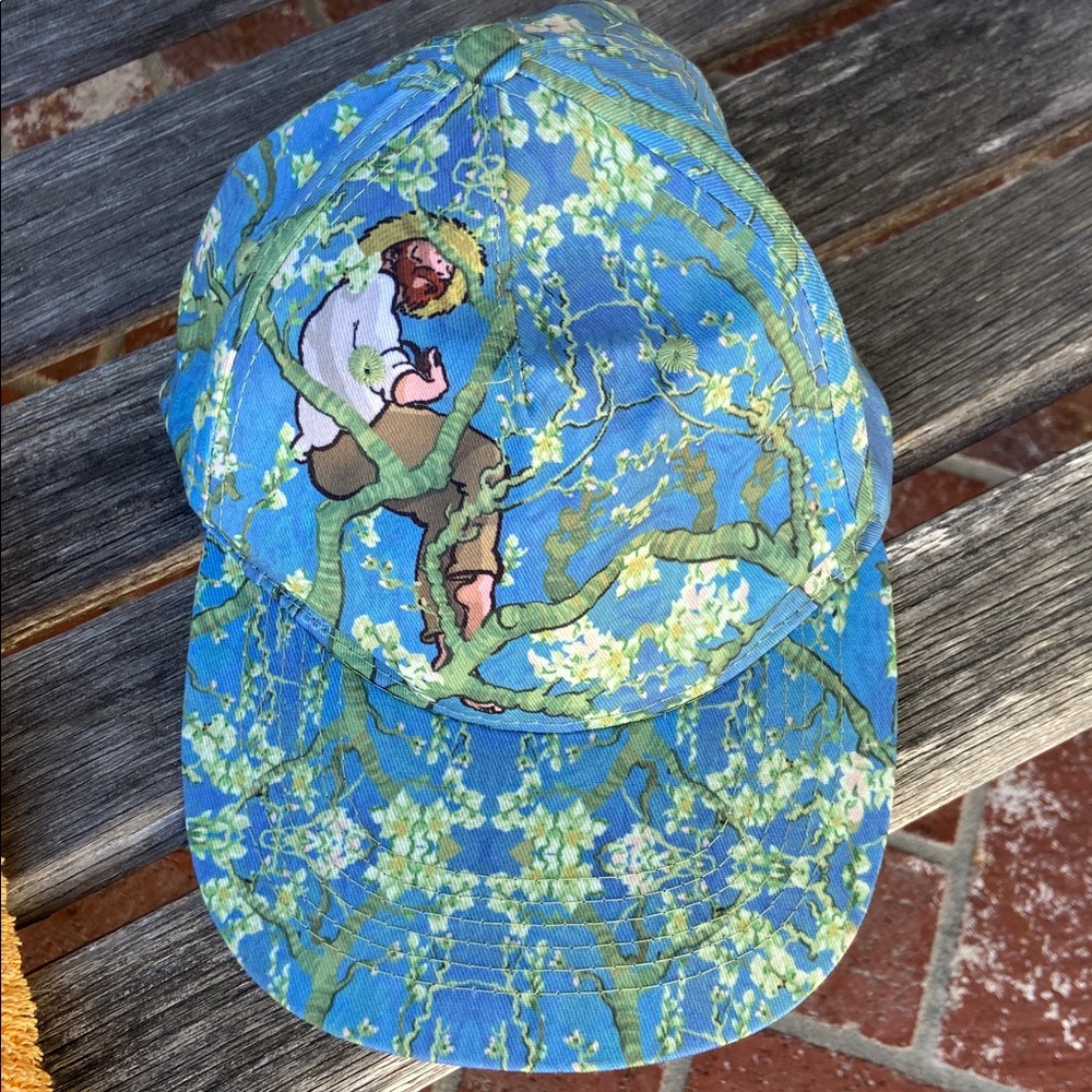 Immersive van Gogh in almond blossom tree Cap